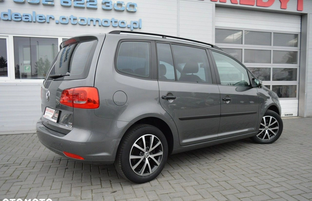 Volkswagen Touran cena 41900 przebieg: 215000, rok produkcji 2015 z Hrubieszów małe 781